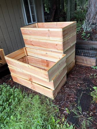 Economy Planter Boxes or Material to Build 1