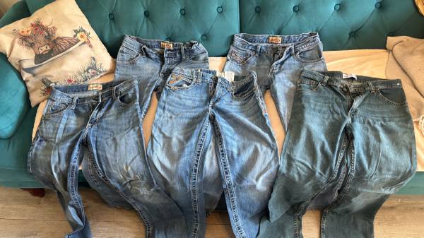 Wrangler & Ariat Jeans 1