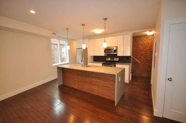 South End 4 Bed/2.5 Bath | Single-Family Townhouse | Private Roof Deck 1