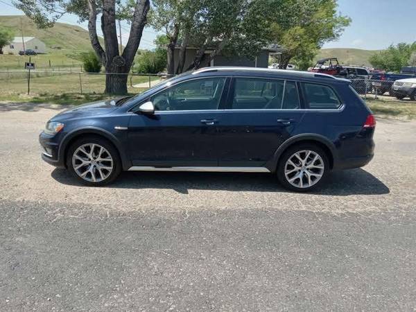2017 Volkswagen Golf Alltrack TSI S 6A - $15,995 (Casper Wyoming)63612057748227121