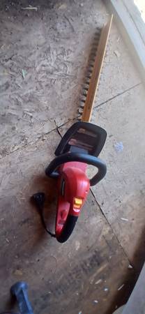 Hedge trimmer electric plug in 1