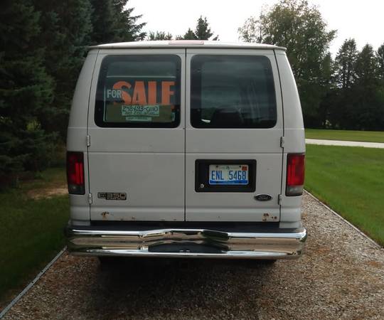 2005 Ford E-350 Super Duty - Photo 3