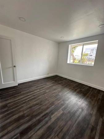 $3,850 / 2br - 1300ft2 - ~! COMMERCIAL AVE // 2BR ~ 1BA ~ 1300 SqFt ~ $3/SqFt Lease (san mateo)63836554568835122