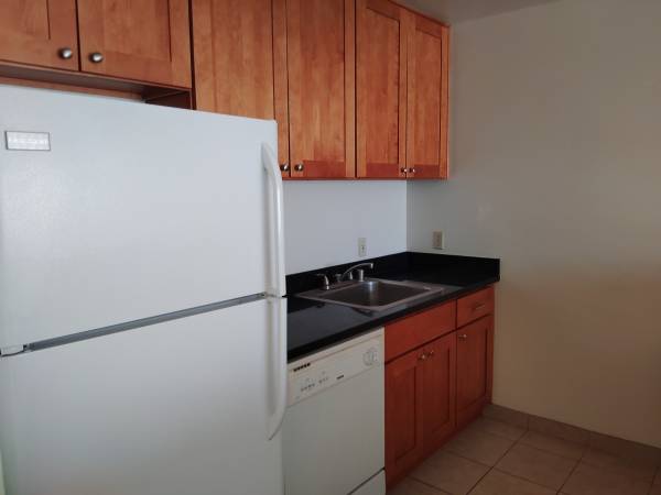 $2,295 / 1br - 680ft2 - Oakland Jack London Square, Large 1br/1ba with ocean view. (oakland downtown)63667905601665121
