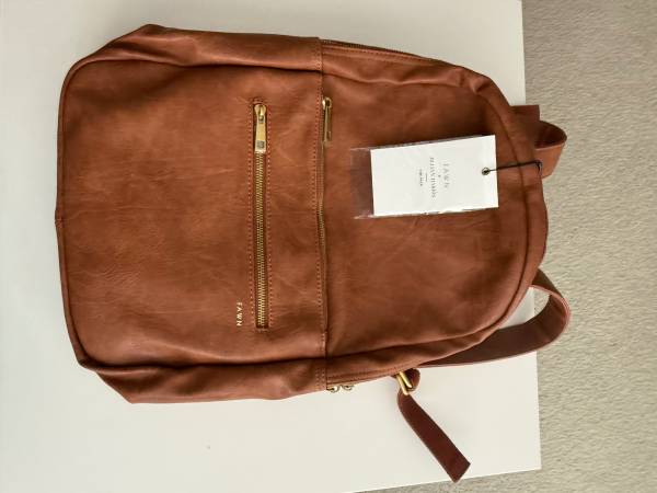 Jillian Harris BACKPACK 1