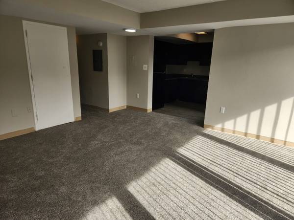 $1,450 / 1br - 670ft2 - On-Site Parking, Situated in Capitol Heights!, 1bd 1ba (6936 Walker Mill Rd, Capitol Heights, MD)63882464101379120