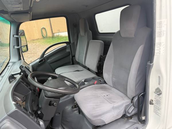 2017 Isuzu NQR 18 foot - Photo 15