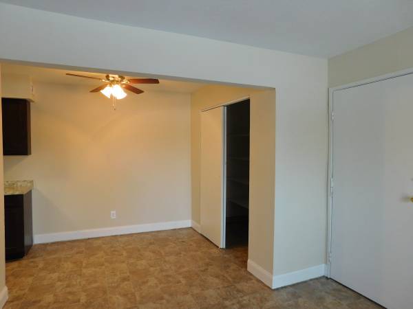 $995 / 2br - 2 Bedroom Availability! Springport Glen Apartments (Jackson)63952520902659121
