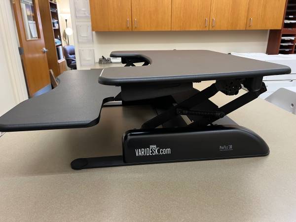 VariDesk ProPlus 30 (standup desk) 1