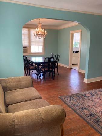$750 / 3br - 1500ft2 - Seeking roommate for 3 bedroom upper, laundry & parking (Gentilly)63988198493826120