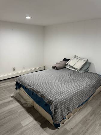 Se arrienda habitacion 1