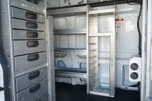 2018 Ford TRANSIT 350 HD - Photo 13