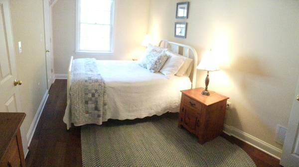 $2,400 / 2hab - 1500ft2 - Ático ejecutivo de lujo de dos habitaciones, ¡más fotos próximamente! (Ellicott City)63695001774339123