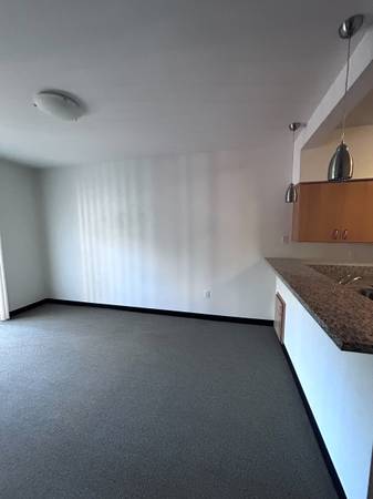 $1,500 / 2br - 800ft2 - Planta Baja de 2 Dormitorios y 1 Baño! Disponible a partir del 6/11/202563977278397315123