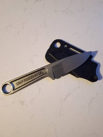 Knife 1