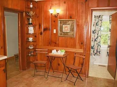 $800 / 3br - Habitación con entrada privada en East Nashville / Inglewood (East Nashville)63680375291905122