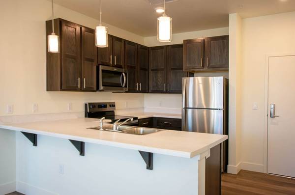 $1,772 / 2br - 912ft2 - On-site management, Walk-In Closets, Carpeted Bedroom (1609 Zebulon Dr, Colorado Springs, CO)63658264162817120