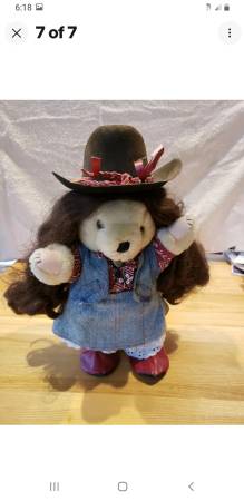 1993 Tender Heart Treasures Stuffed Bear 12' tall with 9 pc outfit 1