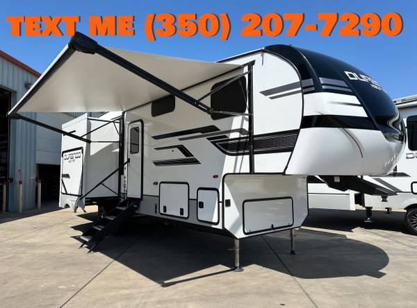 2025 DURANGO 256RKT HALF TON***OUTDOOR KITCHEN W/ SMOKER!*** 1