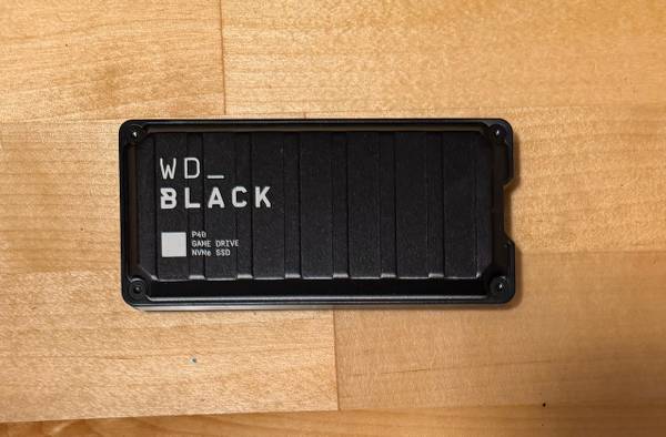 WD Black P40 2TB External NVMe SSD Drive 1