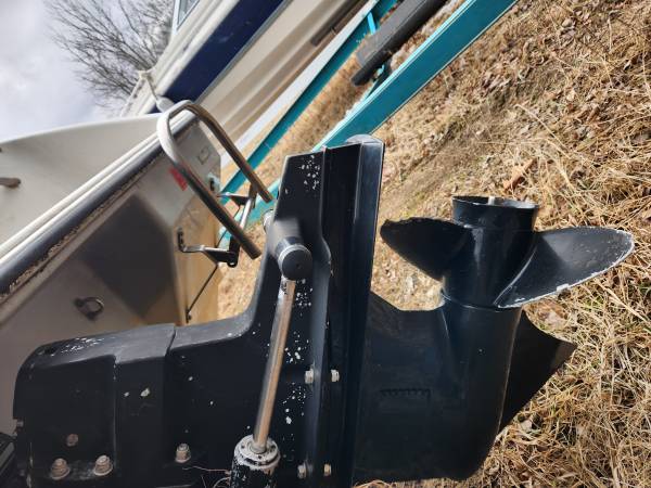 Mercruiser Alpha 1 gen 2 4.3 v6 outdrive 1