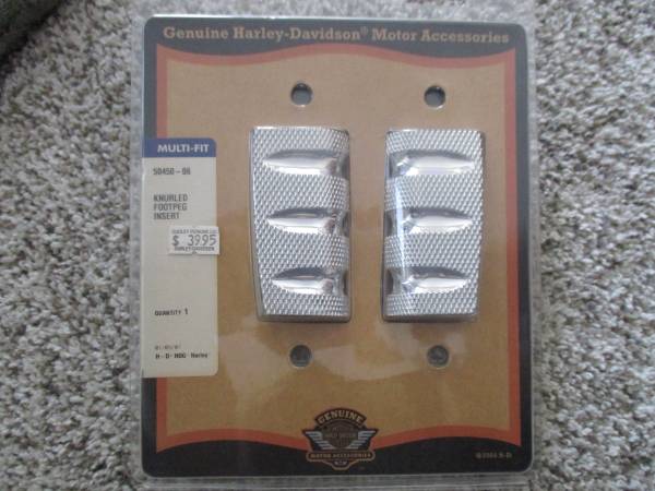 HARLEY DAVIDSON KNURLED FOOT PEGS 1