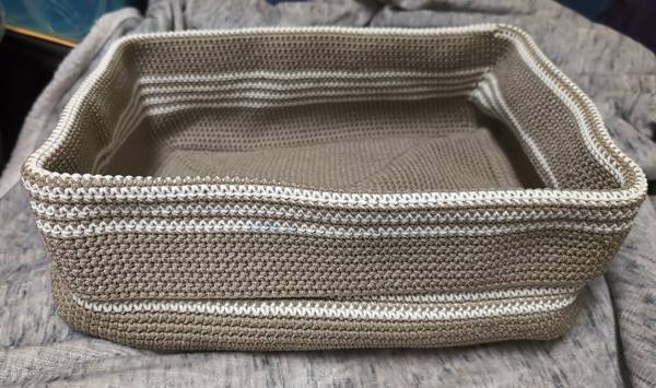 Rectangular crocheted basket 14" x 11" x 6" h 1
