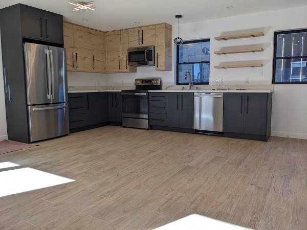 $2,950 / 2br - 860ft2 - Sea el primero en vivir en una ADU recién construida (emeryville)63861099213187122
