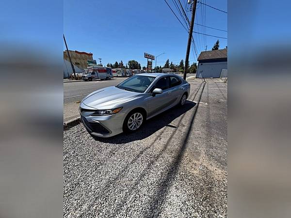 2023 Toyota Camry LE Sedan 4D - $16700.0063617958615041120
