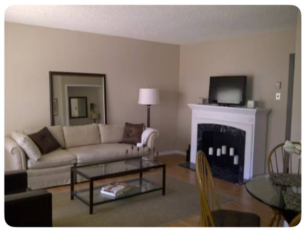 $2,550 / 2br - 790ft2 - Short term 30-day+ rental, 2-bdrm 2-bath furnished condo, with all utilities! (Monterey)64009497808641121