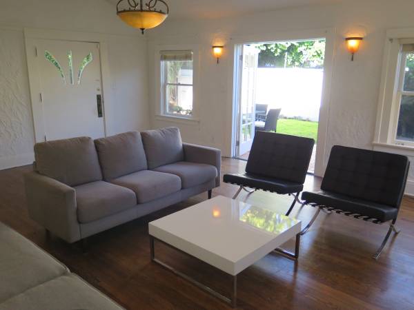$6,175 / 4br - 1850ft2 - Charming 4 bed + 2 bath Unit in SANTA MONICA! (SANTA MONICA)63840115096195121