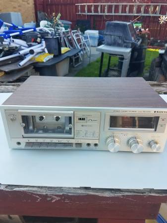 VARIOUS Electronics incl. some Vintage, See post for items & prices! - $20 (Cheektowaga)62926960209539122
