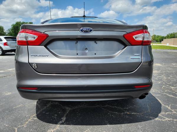 2013 Ford Fusion SE !!! Price drop !!!! - $7,950 (102 e. Nichols Spring Hill ks)63621941711363124