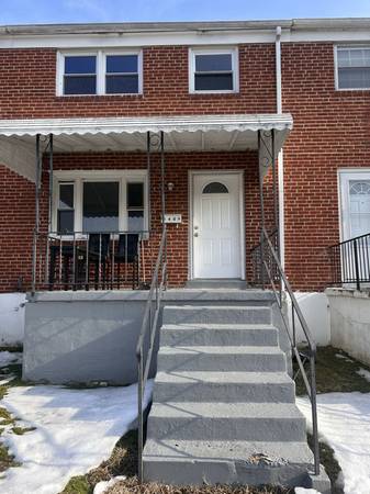 Modern Single Unit in Essex, MD | 1409 Nicolay Way | $2000/mo | Avail. 1