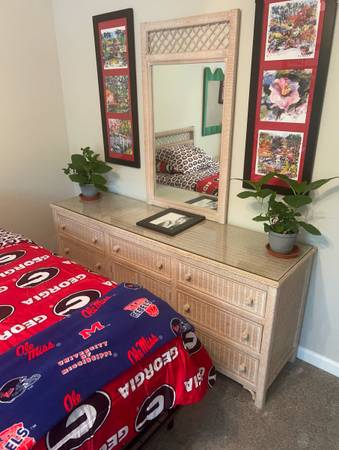 $700 / 2br - Gameday weekend- Alabama (Athens)63792041621123121