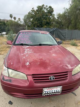 1997 toyota camry le runs amazing - $1,700 (Menifee)63471080781057120