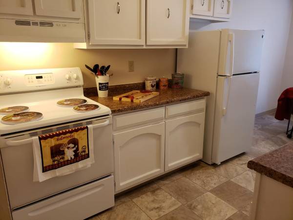 $945 / 2br - Now renting / IMMEDIATE Occupancy, 2 bed, 1 bath at 4th Street Apts (Appleton)63845970086401123