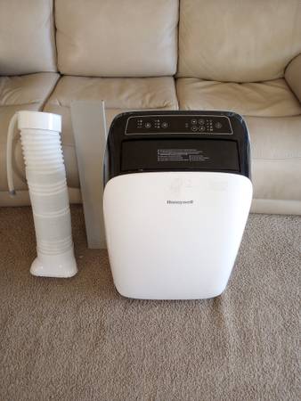 12000 BTU Portable Air Conditioner 1
