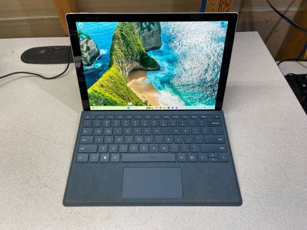 MICROSOFT  SURFACE  PRO  6  INTEL  CORE  I7-8650U   2.11 GHZ 1