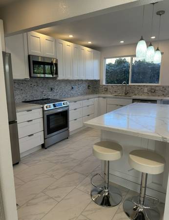 Dramatic Modern home in Cotati 1