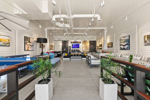 $10,319 / 1762ft2 - Prime La Jolla Retail | Café / Dessert / Fitness / Retail (Downtown La Jolla)64037217446273122