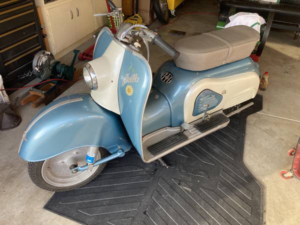 Vespa Zundapp Bella Scooter 1