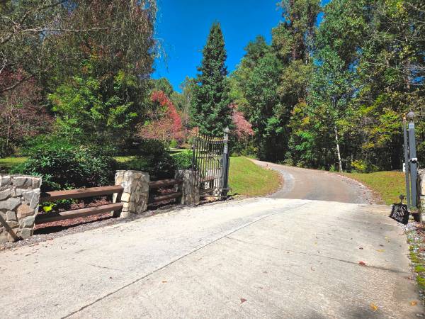 $29,500 1.42 Acres in Waynesville - 123 Live Oak Lp, Lot 29 (Waynesville)64029207346946121