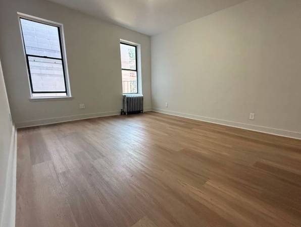 $2,200 / 1br - Recently Renovated 1BR Apartment – Prime PLG Brooklyn – Easy Commute! (Prospect Lefferts Gardens)64033801762434120