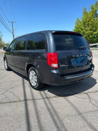 2013 Dodge Grand Caravan - $7,295 (Brewerton)63442707916547122