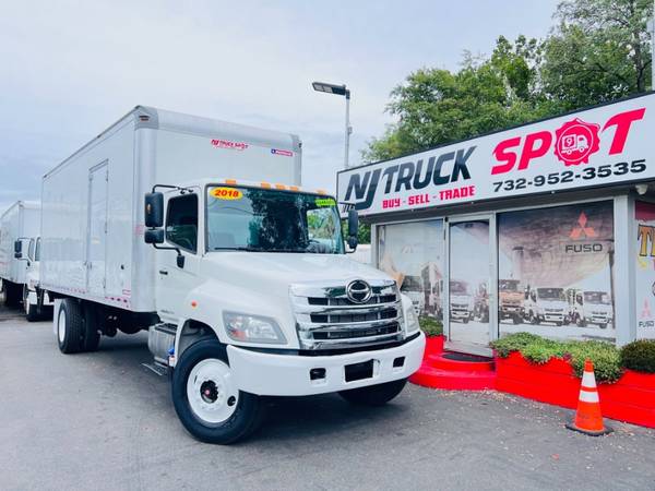 Pase y pruebe esta Hino 268A 2018 con 175.943 millas - Brooklyn - $29.995 (South Amboy)63437729723395122