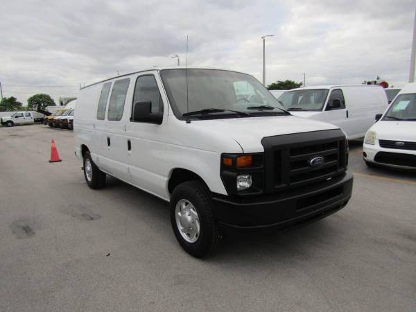 Van de carga Ford E-Series E 150 3 puertas 2008 *VANES DE CARGA* ¡DISPONIBLES! - $9,800 (+ AML AUTO SALES)63479659321985123