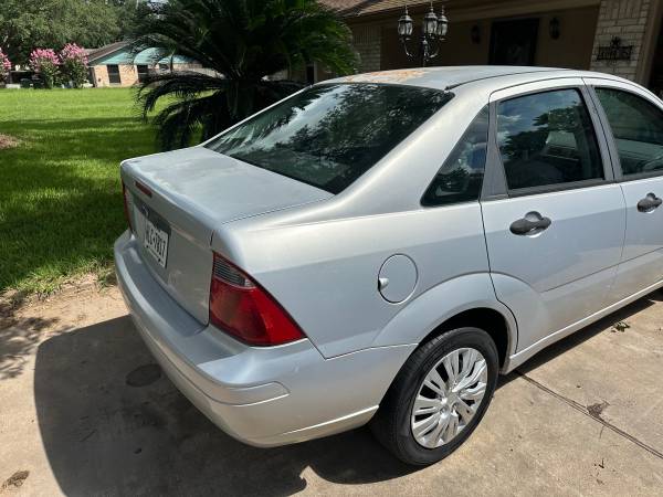 2007 Ford Focus - $2,500 (Sealy)63617016228739122