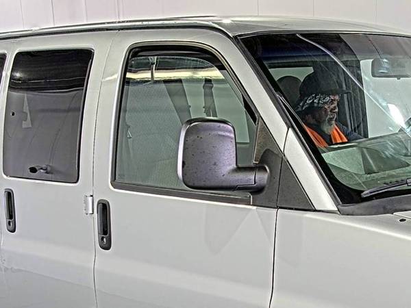 2014 Chevrolet Express Van de pasajeros 1500 LS 💲PAGOS DISPONIBLES💲 FINANCIAMIENTO DISPONIBLE - $21,500 (PHOENIX)63470595846147121
