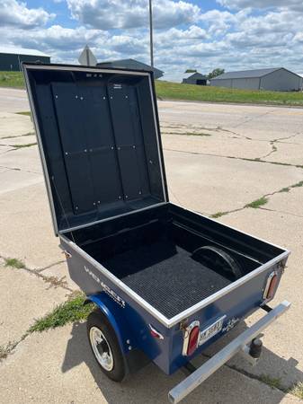 Motorcycle trailer 1